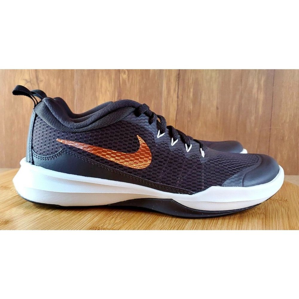 nike legend trainer women's